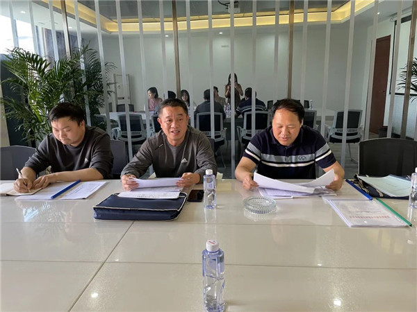 王新龍到古鎮(zhèn)公司調(diào)研指導(dǎo)經(jīng)營業(yè)績考核指標暨工資總額核定工作